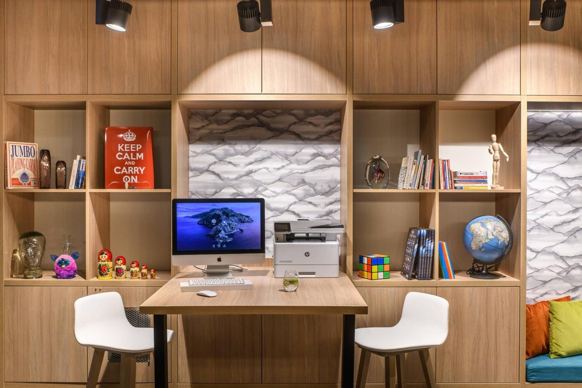 Moxy Sion Hotel Eksteriør billede